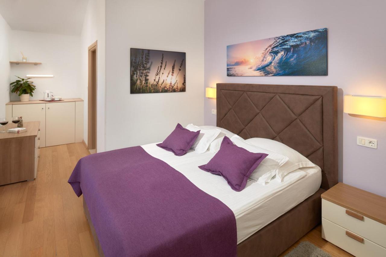 Hotel Fortuna Милна Екстериор снимка
